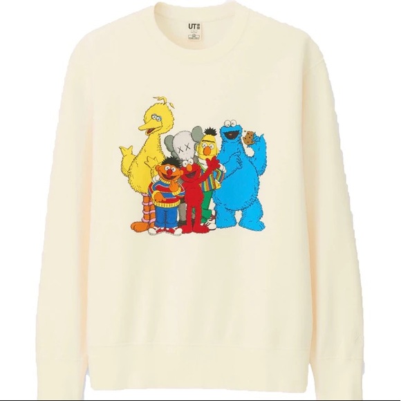 Uniqlo x KAWS Other - RARE KAWS x Uniqlo x Sesame Street Sweatshirt Men Size Medium Natural Color